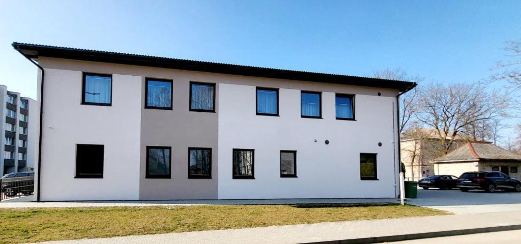 Sveciu Namai "Robeda House" Hotel Kybartai Exterior photo